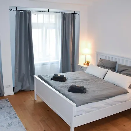 Modernes Mit Leseecke Appartement